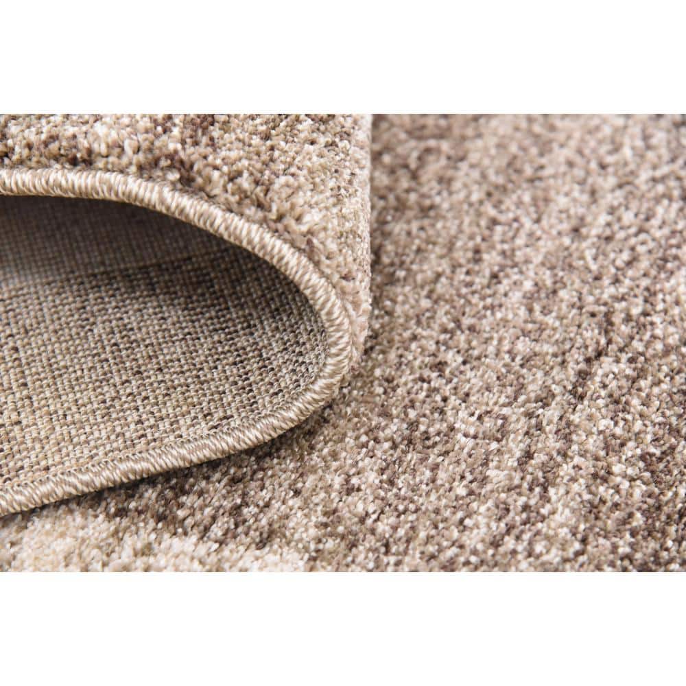 Luxe Reversible Tufted 6' x 9' Light Brown Synthetic Area Rug
