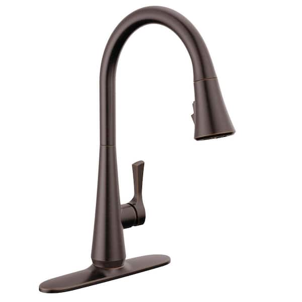 Delta Banks Single-Handle Pull-Down Sprayer Kitchen Faucet with ShieldSpray in Venetian Bronze