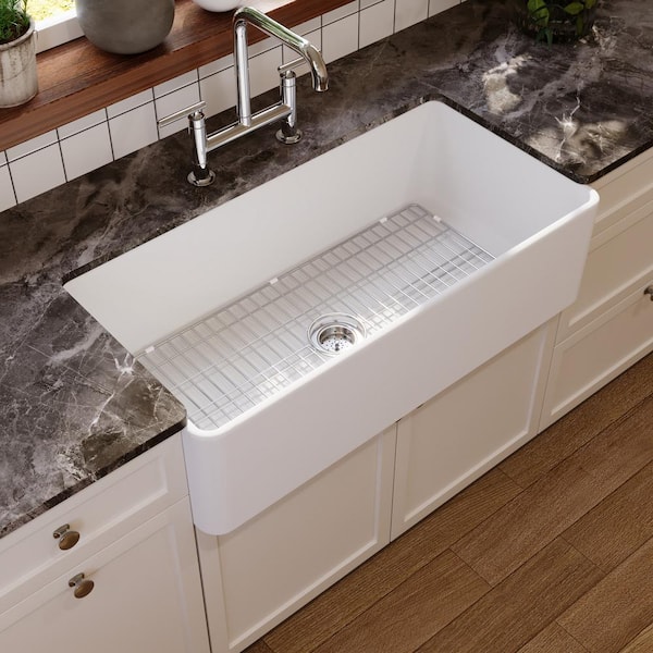 DEERVALLEY Grove White Fireclay 36 in. L x 18 in. W Rectangular Single Bowl Farmhouse Apron Kitchen Sink with Grid and Strainer