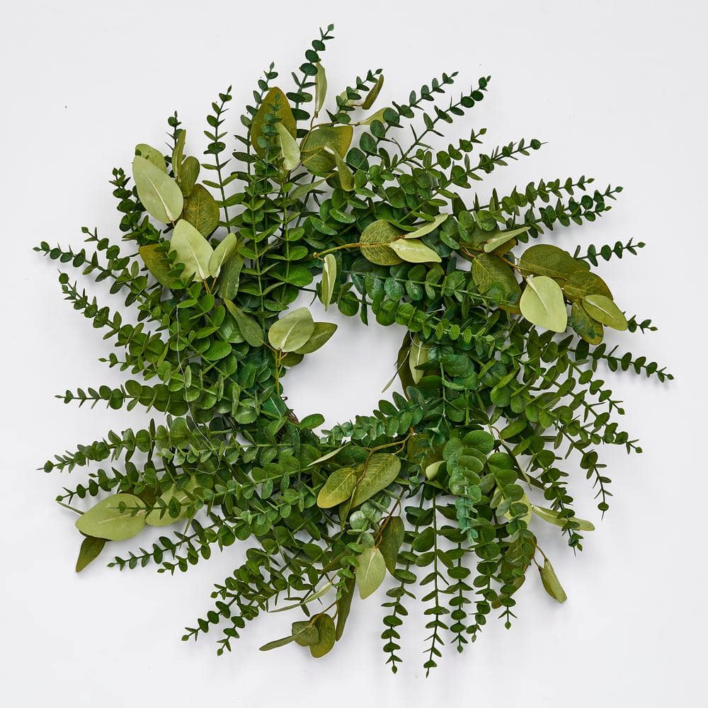Threshold 26" Artificial Eucalyptus and Berries Wreath Blue 78169137 NEW 