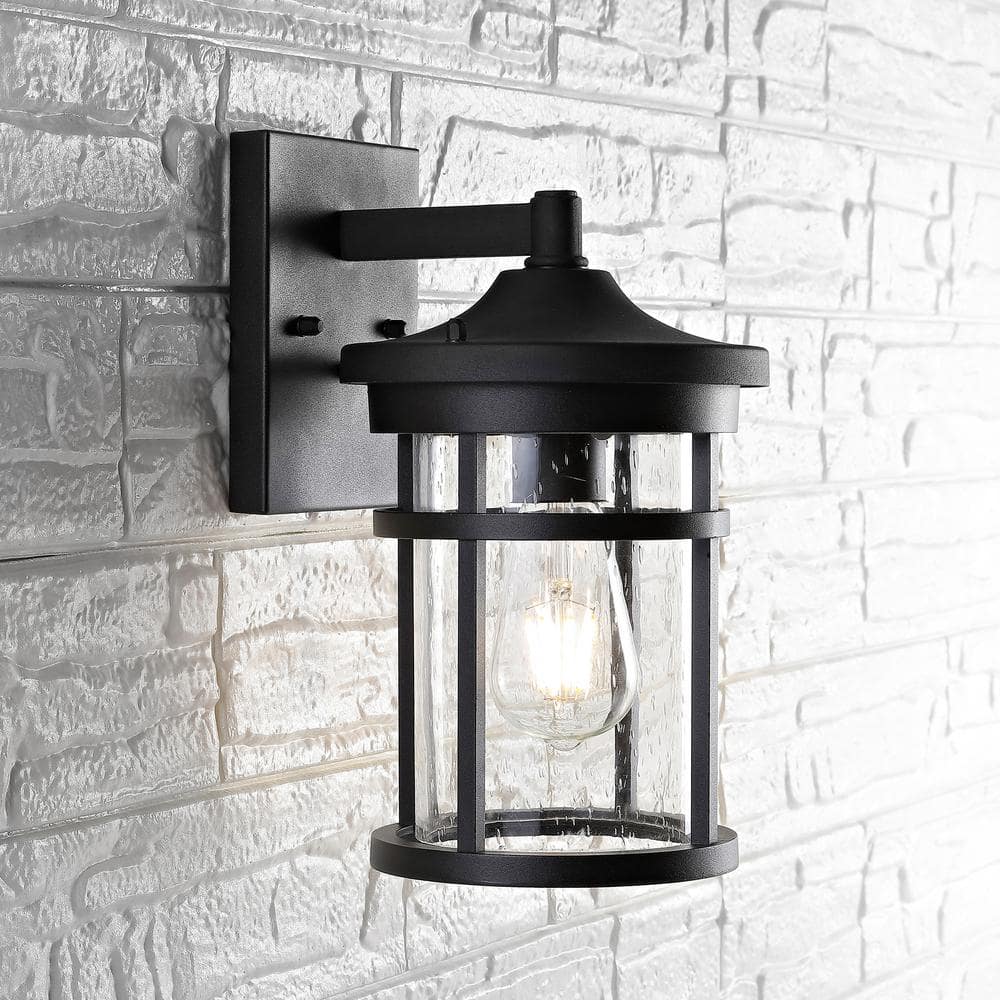 Elegant Black Metal Outdoor Wall Lantern with Clear Glass Shade