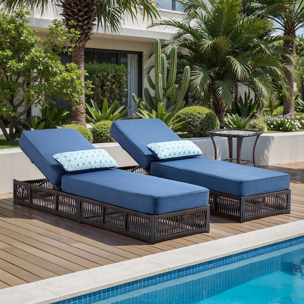 ArcoBay 3-Piece Brown Wicker Outdoor Chaise Lounge with 5 in. Thick Navy Blue Cushions and Side Table
