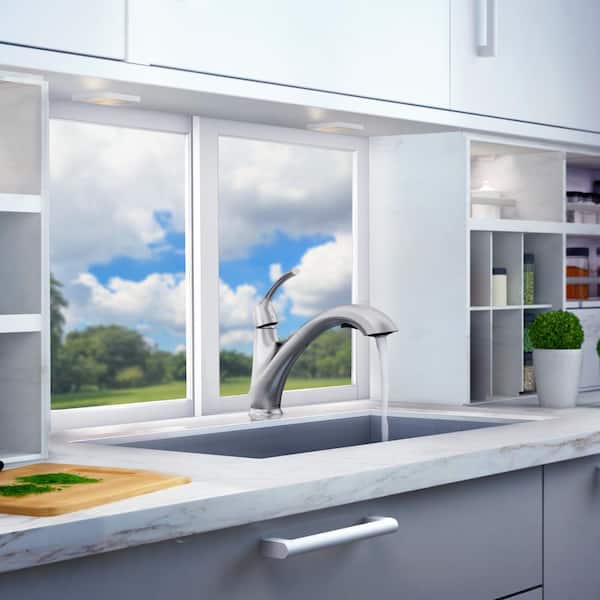 Maldives 1-Handle Low Profile Pull Out Sprayer Kitchen Faucet in Brushed Nickel