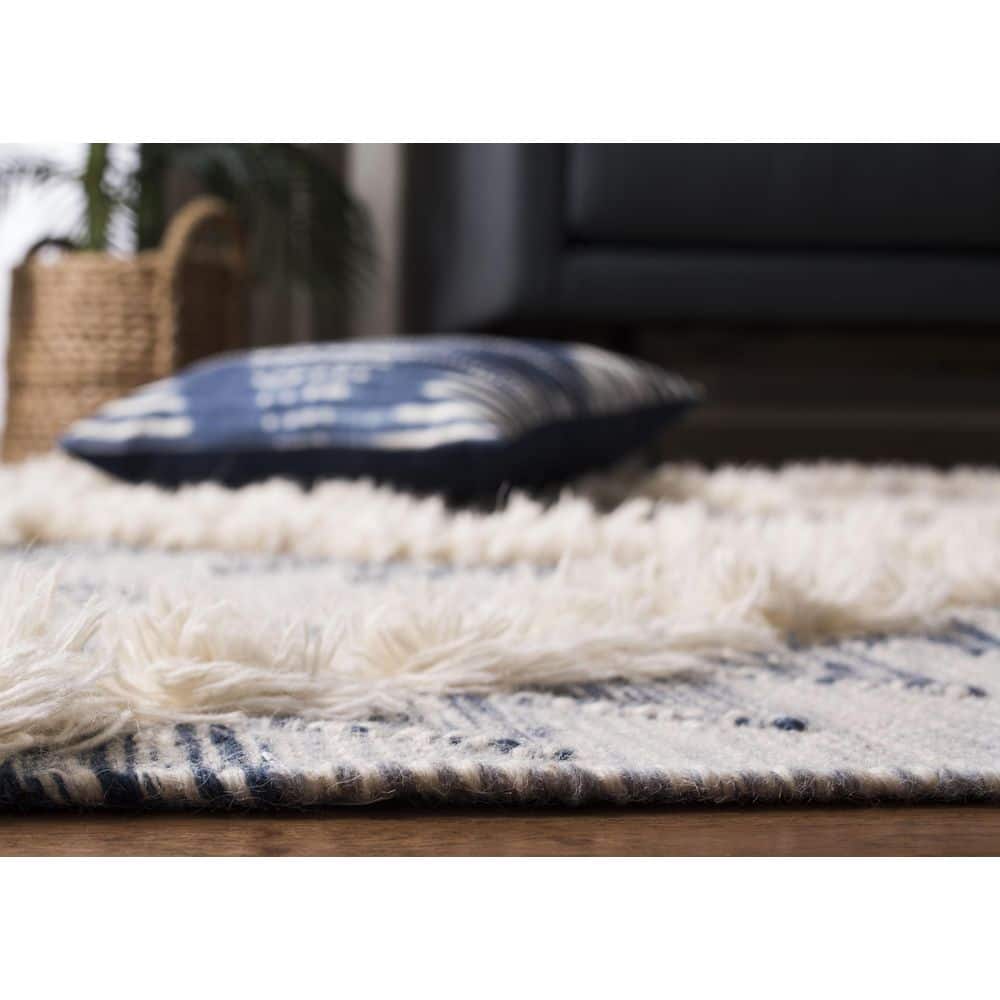 Ivory Diamond Trellis Hand-Knotted Wool Area Rug - 9' x 12'