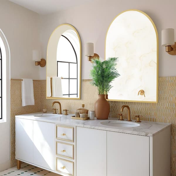 Wooakway 24 in W x 32 in. H Arch Metal Modern Bathroom/Vanity Mirror Decorative Leaning Mirror Gold