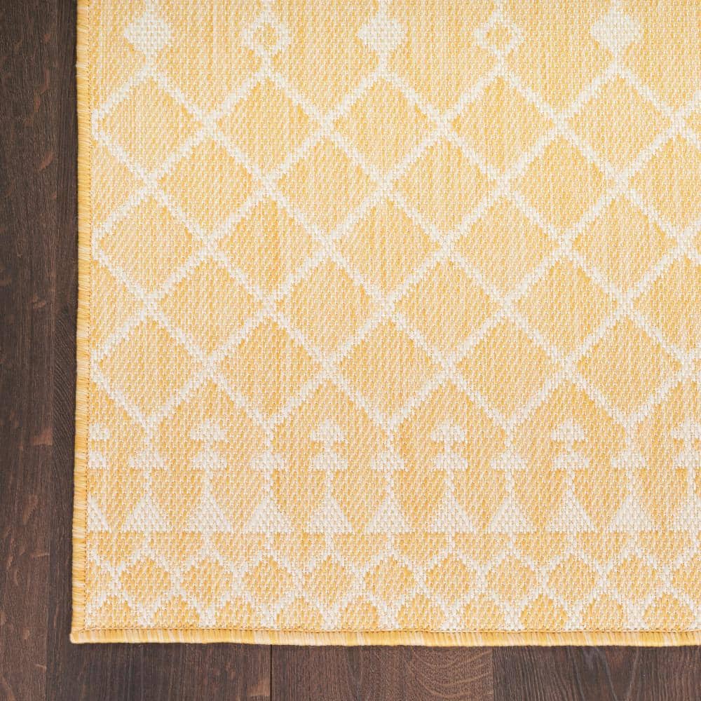 Yellow Moroccan Trellis Synthetic Flatweave Rug 4' x 6'