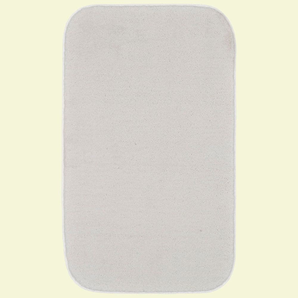 Sedona 24 in. x 40 in. White Solid Color Plush Polypropylene Rectangle Bath Rug price history on PriceWatchPro