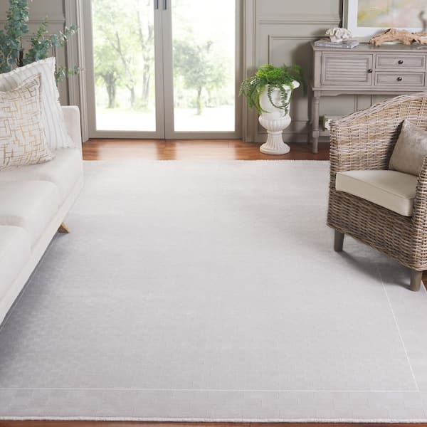 Signature 8 x 10 Gray/Ivory Border Area Rug