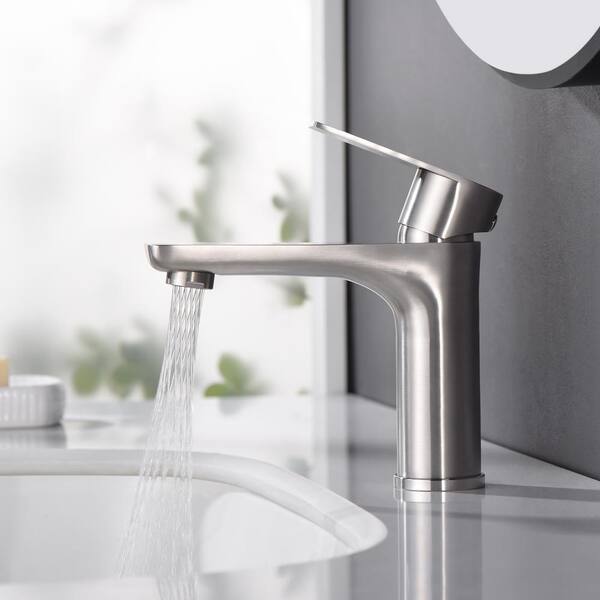 SUMERAIN Hourglass Stream Single Handle Single Hole Bathroom