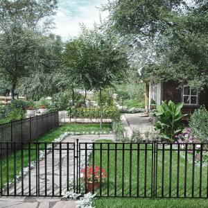 thumbnail image 2 of Vigoro 56-Inch Black Steel Multi-Purpose Fence Post - Model 860428 2 of 5