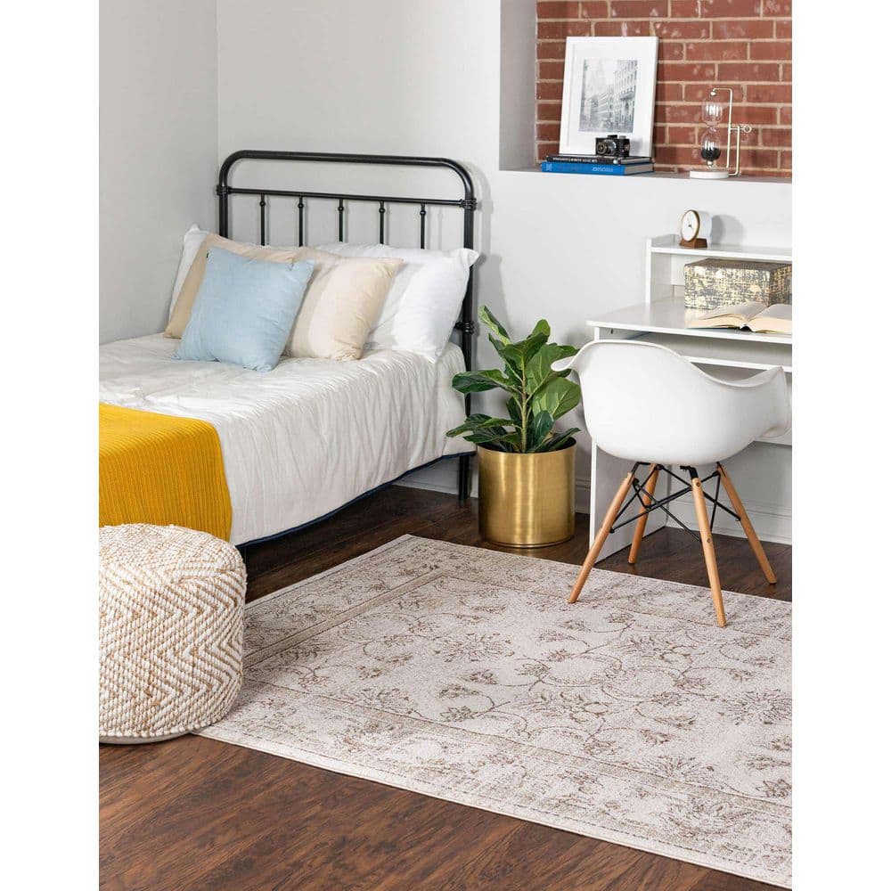 Ivory Brown Stain-Resistant Rectangular Synthetic Rug 9' x 12'