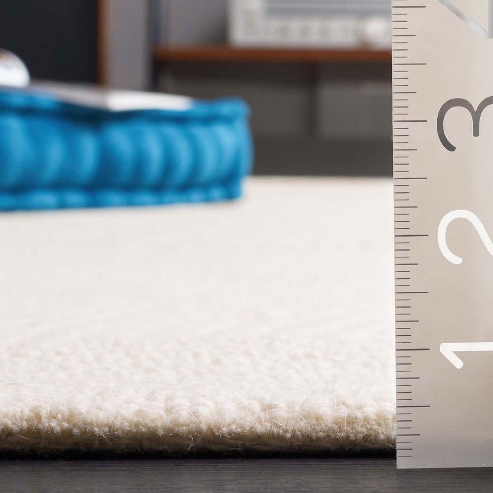 Ivory Geometric Hand-Tufted Wool 5' x 8' Rug