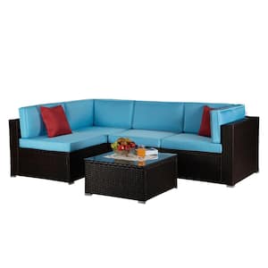 Heneman Mixture Brown 5-Piece Wicker Patio Conversation Set with Blue Cushions and Red Pillows