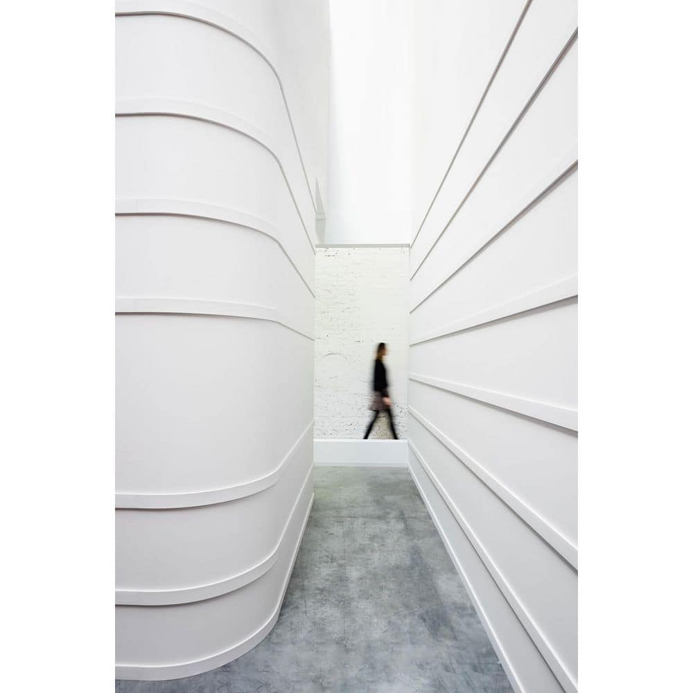 Primed White Flexible Polyurethane Baseboard Moulding 78 in