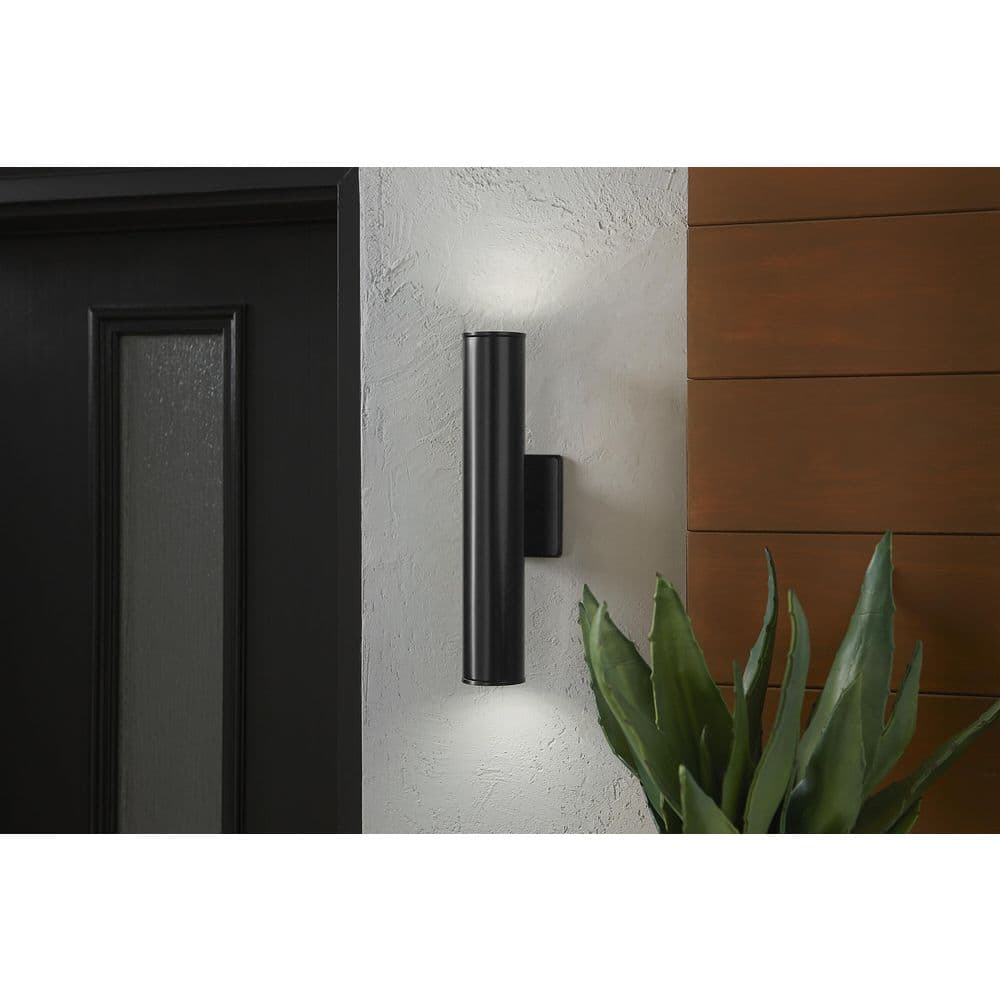 black-home-decorators-