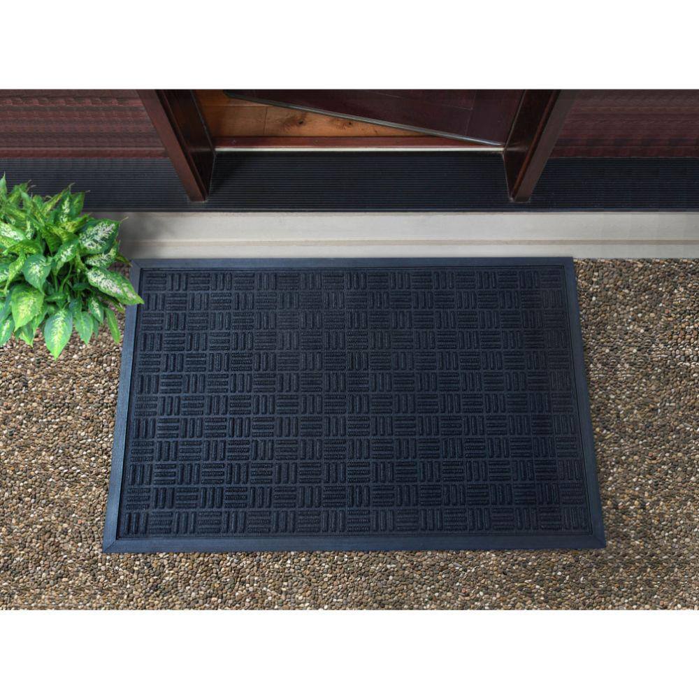 Black Rubber Patterned Outdoor Doormat, 24" x 36"