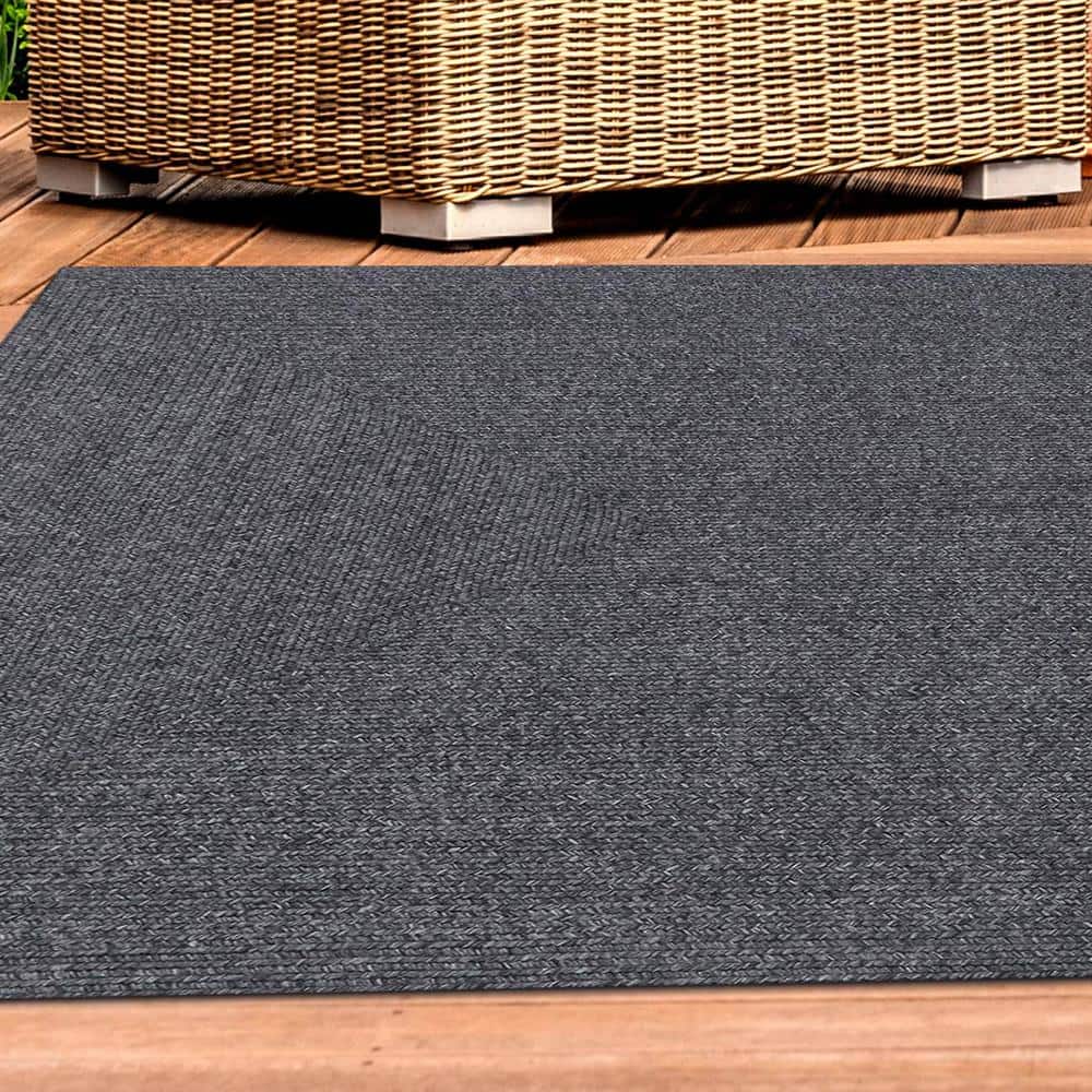 Charcoal Braided Synthetic 4' x 6' Indoor/Outdoor Rug