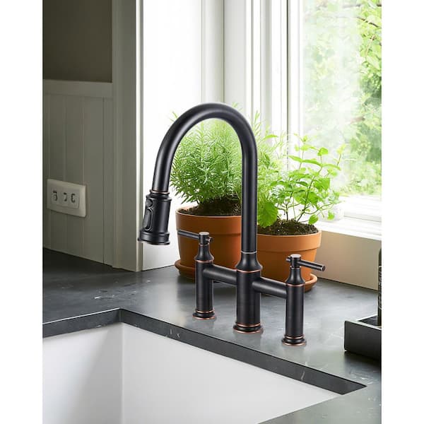 17.4 in. Double Handle Pull Out Sprayer Kitchen 3 Hole with 360° Spout Swivel in Oil Rubbed Bronze