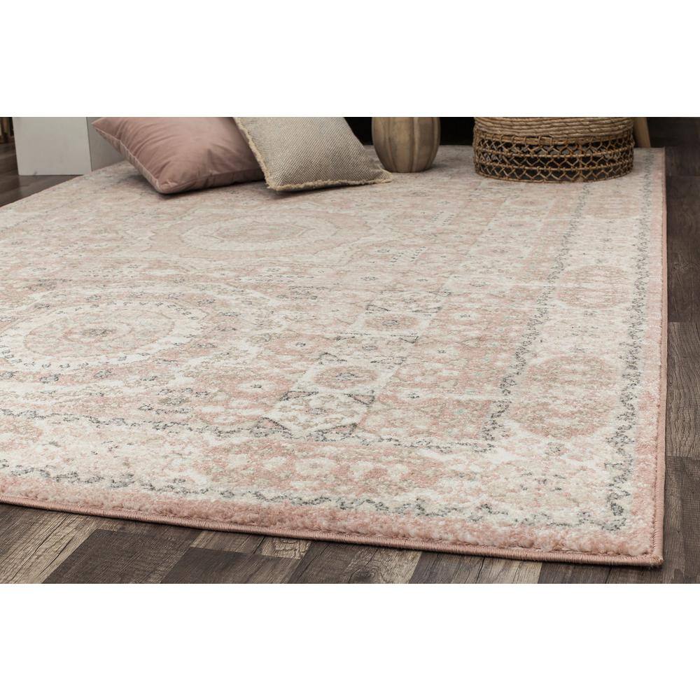 Harper Pink Lemonade Vintage 2' x 4' Area Rug