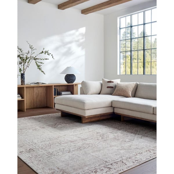Galey Alix x Livabliss Collins Avenue V Vintage Medallion Area Rug, 6'6 in. x 9' (7' x 9'), Ivory/Beige