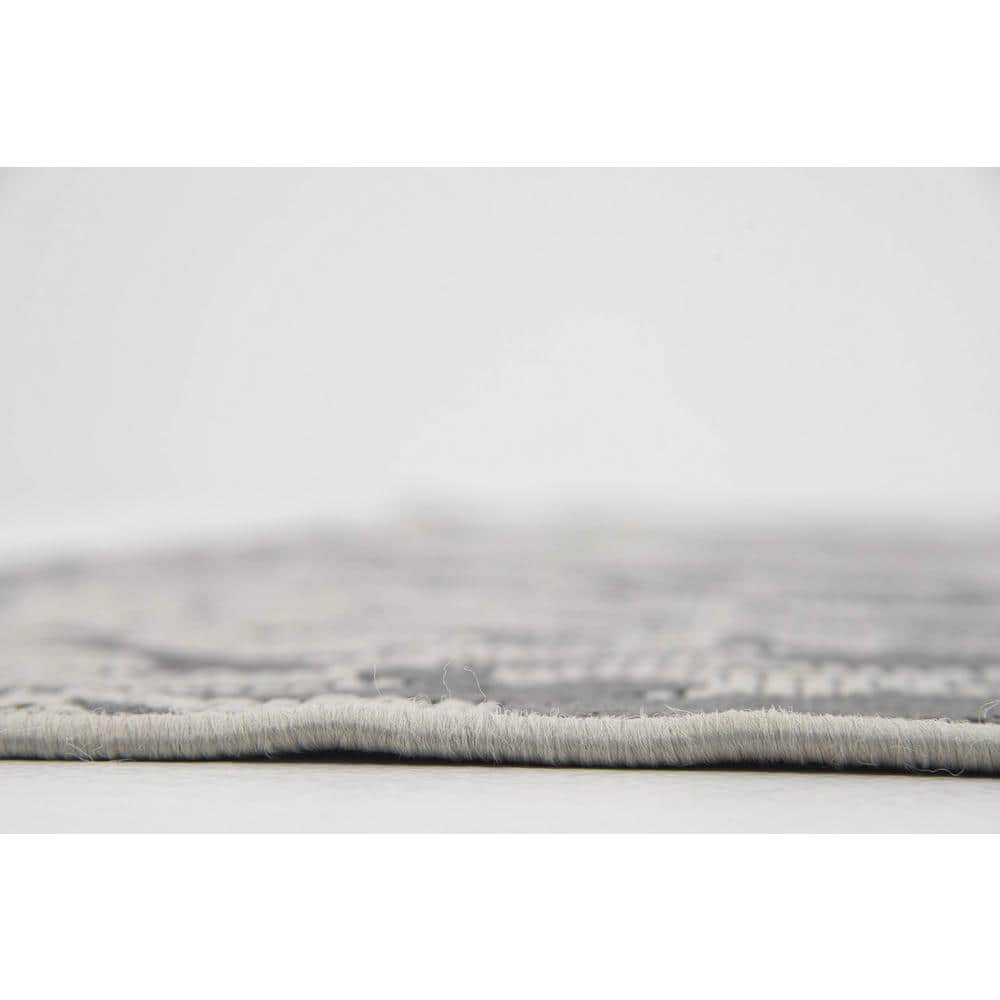 Gray Abstract Easy-Care Synthetic Outdoor Rug 9' x 12'