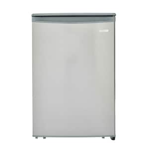 Magic Chef MCUF3W2 Compact Sleek 3 Cubic Foot Freestanding Garage Mini  Small Compact Upright Freezer Chest, White