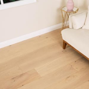 Lyon Valley White Oak XXL 5/8 in. T x 9.45 in. W Tongue and Groove Engineered Hardwood Flooring (34.10 sq. ft./case)