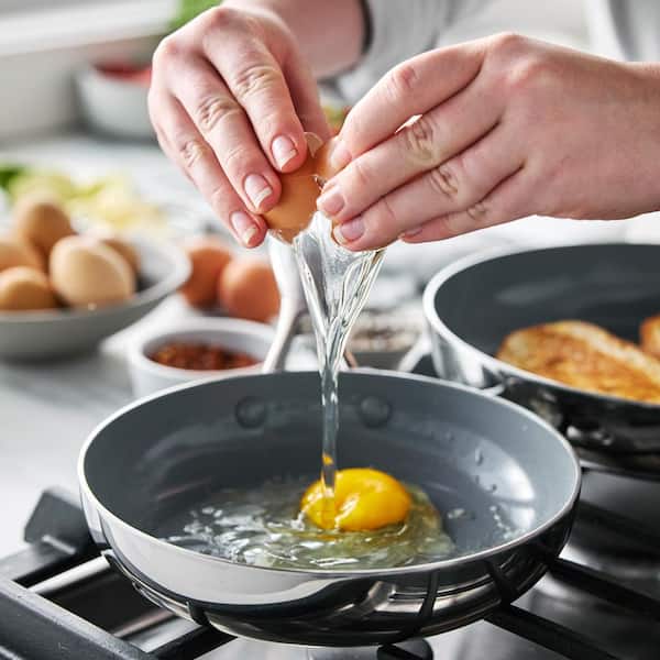 Reviews for GreenPan Valencia Pro Stainless Steel Ceramic Nonstick