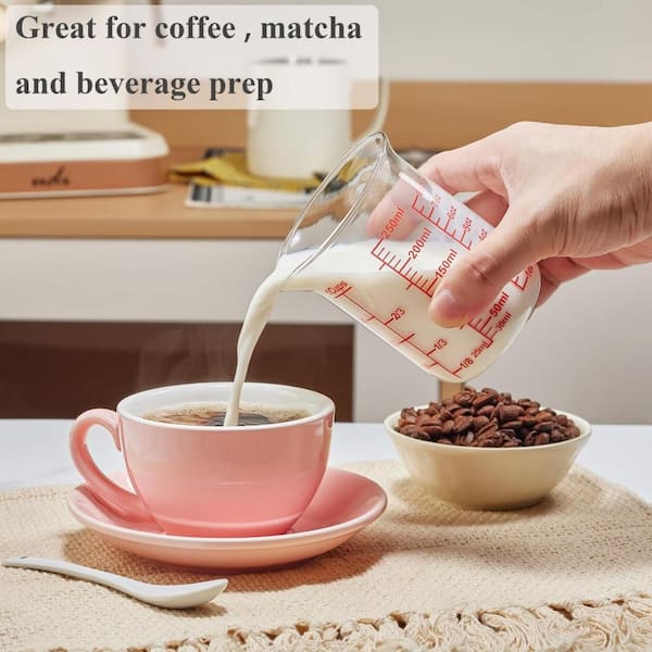 Esepony 8 oz. Borosilicate Glass Measuring Cup with Spout for Kitchen, Liquid Measuring (1-Pack)