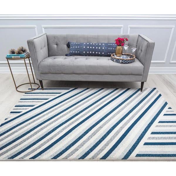 Isaac Mizrahi Callum Beveled Blue 8'3"X10'0" Contemporary Blue Area Rug