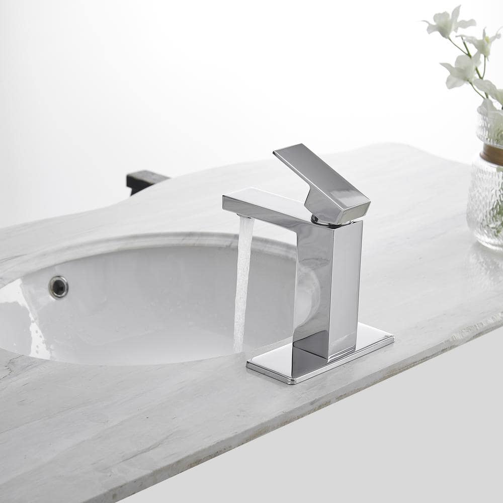 Polished Chrome Single Handle Low-Arc Bathroom Faucet
