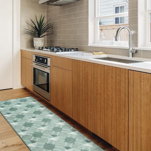 Dula Light Sage Green 2.5 ft. x 7 ft. Geometric Washable Runner Rug