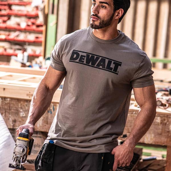 DEWALT Men's Large Charcoal Cotton Polyester Short Sleeve Tee