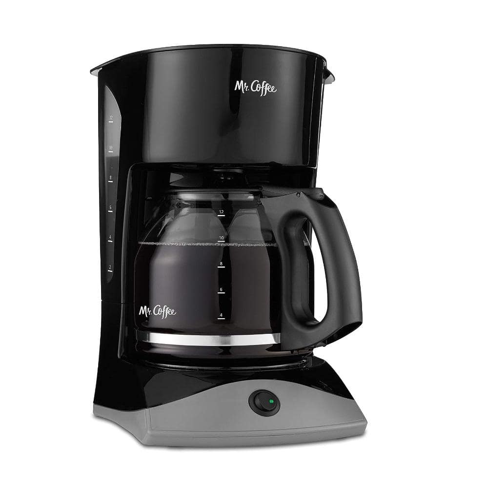 https://images.thdstatic.com/productImages/db44a5e5-c2b0-4208-8c3e-be05dd0d0c0d/svn/black-drip-coffee-makers-snph002in265-64_1000.jpg