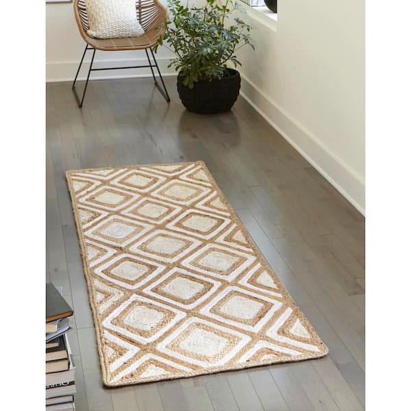 Braided Jute Bengal Natural 2' 7 x 6' 1 Area Rug