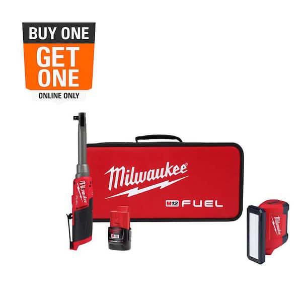 Milwaukee M12 FUEL 12V Lithium-Ion Brushless 3/8 in. Extended Reach High Speed Cordless Ratchet Kit & M12 Light