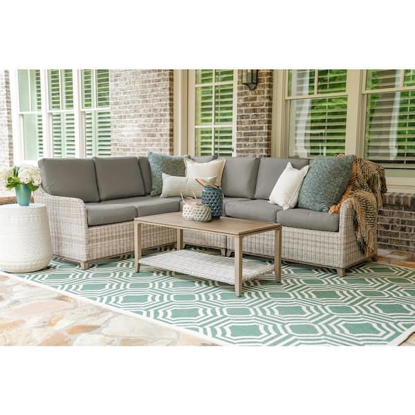 Leisure Made Hampton 5-Piece Wicker Sectional Seating Set with Gray Polyester Cushions