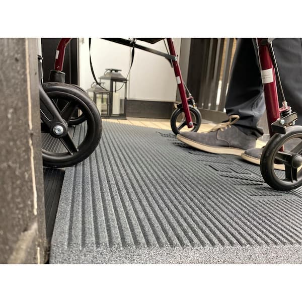https://images.thdstatic.com/productImages/db75f576-0456-45f9-b323-da0ad190ae63/svn/ez-access-wheelchair-ramps-taemgry02-2-5-66_600.jpg
