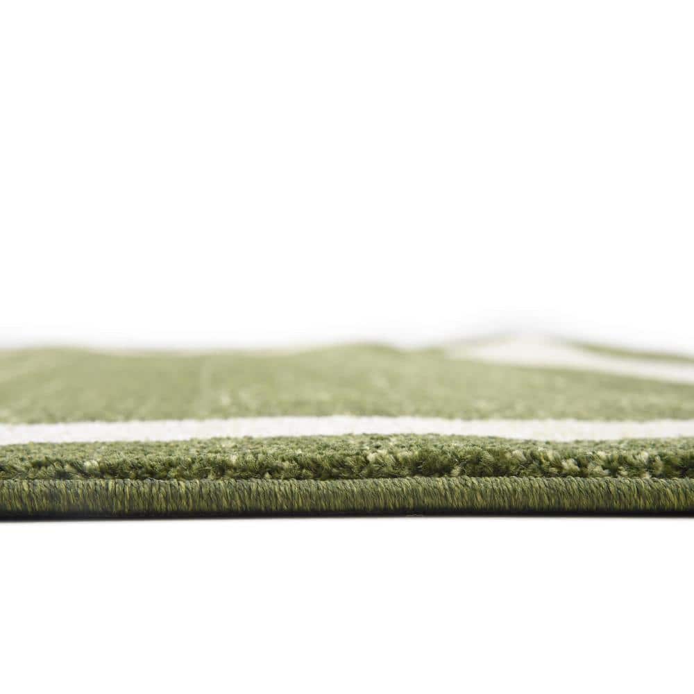 Green and Ivory Tufted Reversible Rectangular Area Rug 5' x 8'