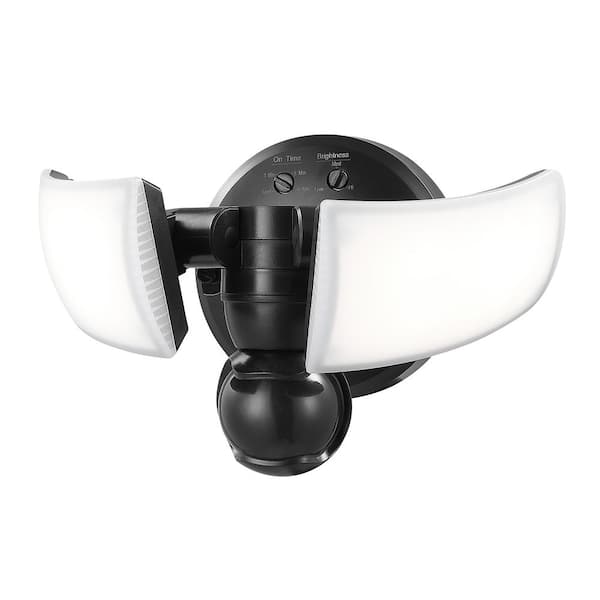 Defiant MaxDetect 240° Black Motion Sensor Wired Outdoor 2-Head
