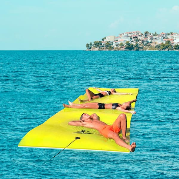 HOMCOM Roll-Up Pool Float Pad for Lakes, Oceans, & Pools, Water