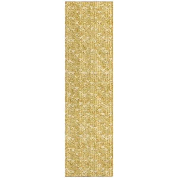 HomeRoots Gold 2 ft. x 8 ft. Geometric Indoor / Outdoor Area Rug