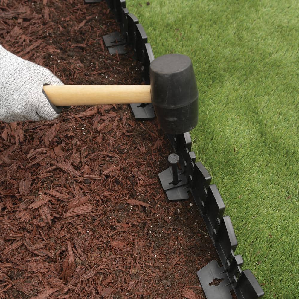 15 ft Black Plastic No-Dig Landscape Edging Kit with Anchoring Spikes