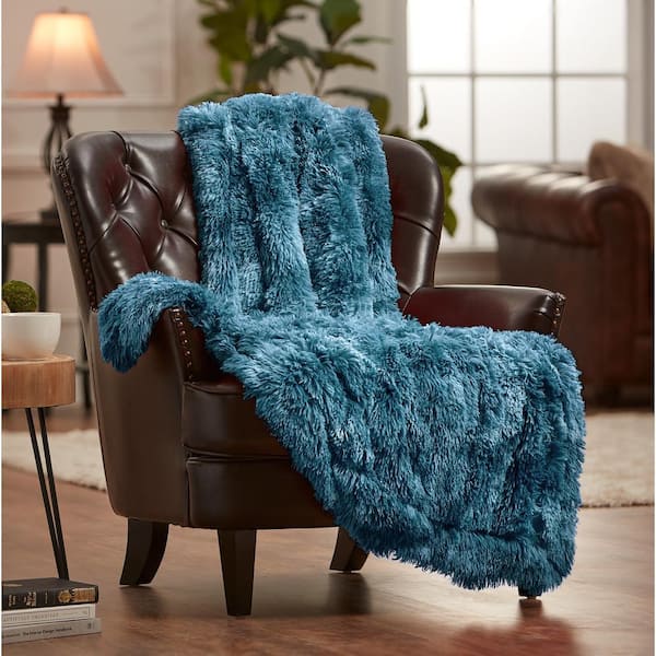 Collection Polyester Throw CHANASYA Solid Blue Wolf Faux Fur Polyester Throw Blanket - 50 in. x 65 ...