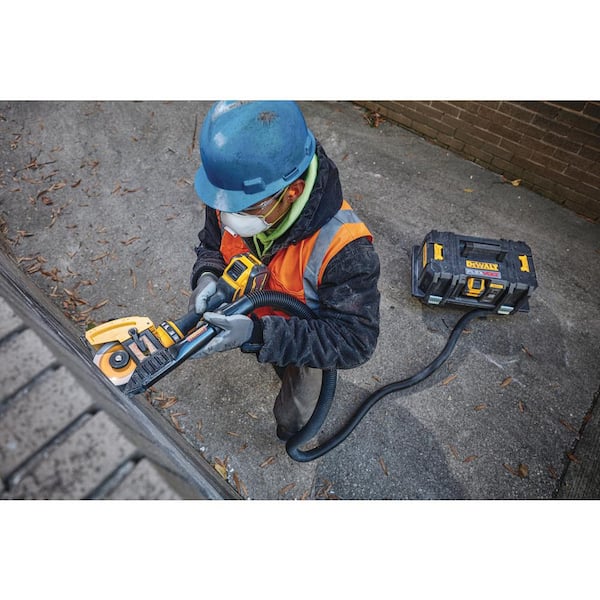 DEWALT FLEXVOLT 60V MAX Cordless Brushless 4.5 in. to 6 in. Small Angle  Grinder with Kickback Brake (Tool Only) DCG418B - The Home Depot