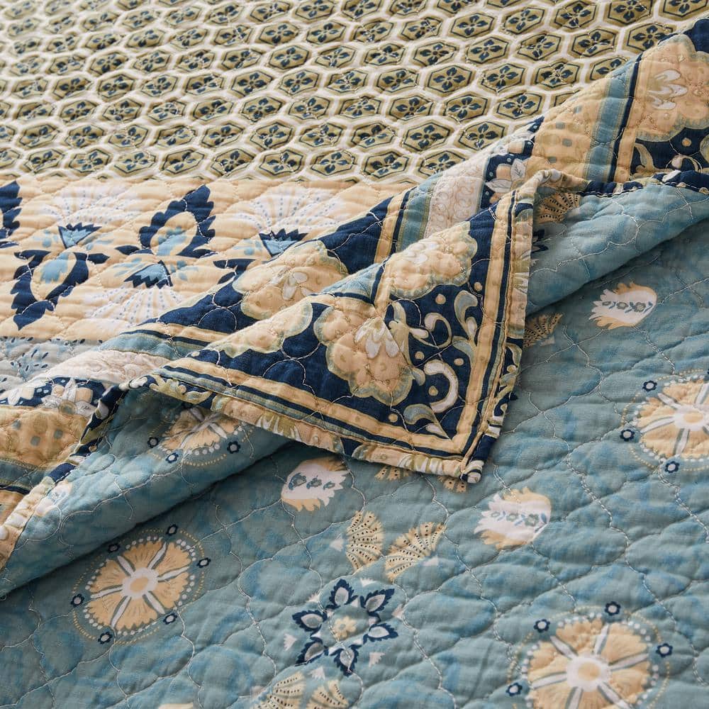 Thalia Blue Cotton Twin Reversible Quilt Set
