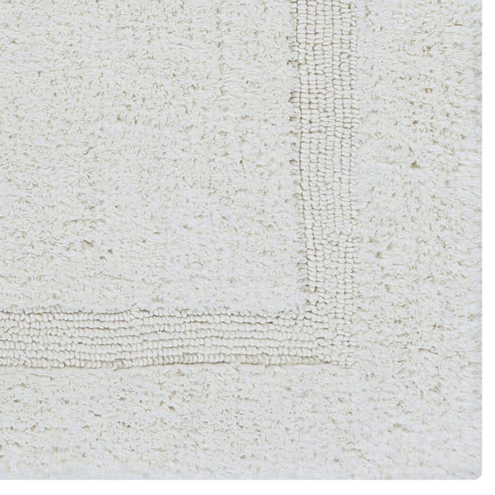 Ivory Cotton Tufted Reversible Bath Rug 24" x 40"