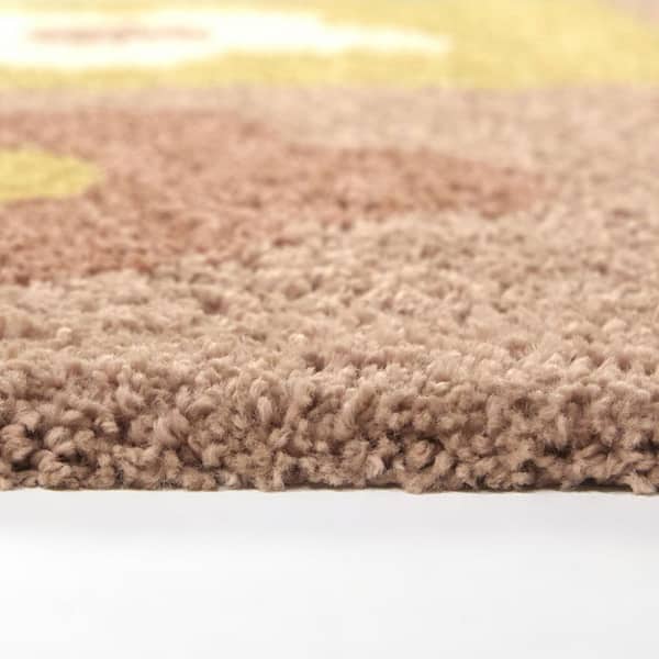 Sylvia Pink 3 ft. 11 in. x 5 ft. 7 in. Floral Area Rug