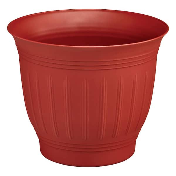 Vigoro 11 in. Eleanor Burnt Red Colonnade Plastic Planter (11 in. D x 9 in. H)