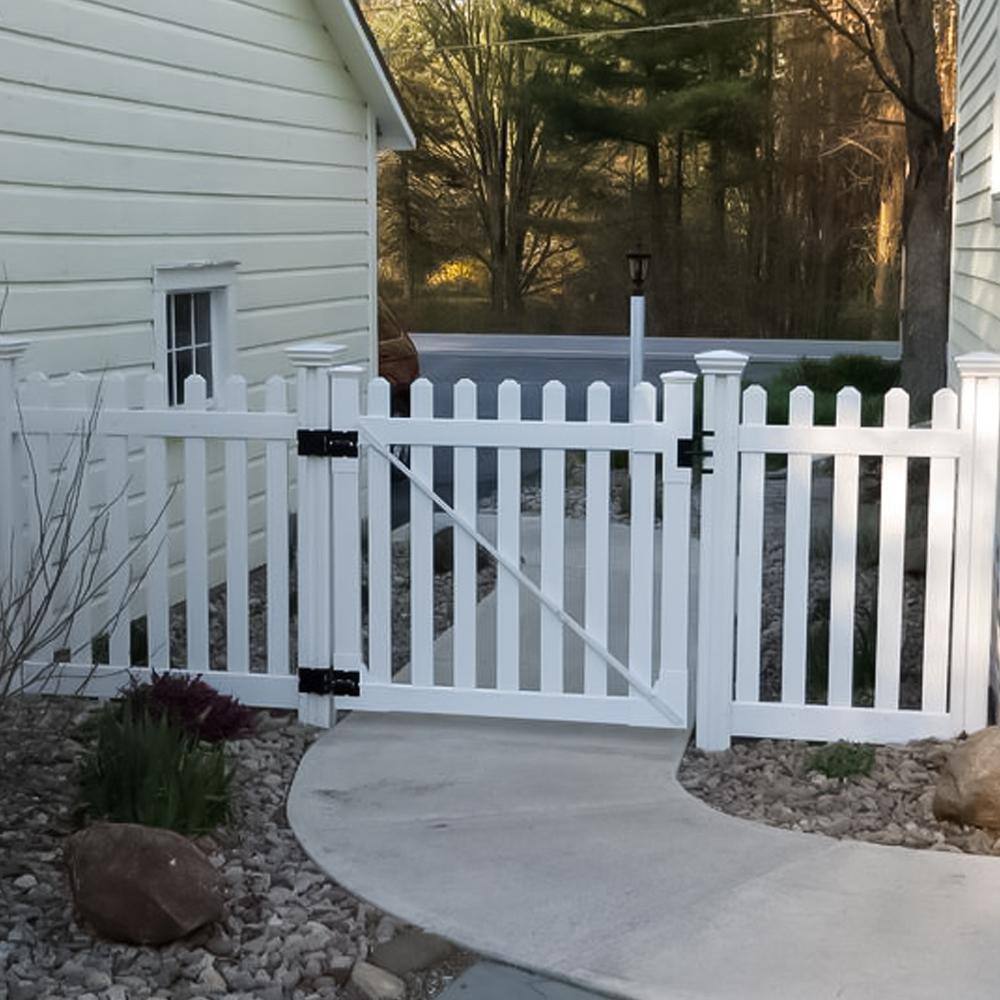 Traditional 4-ft White Vinyl Picket Fence Gate with Black Hardware